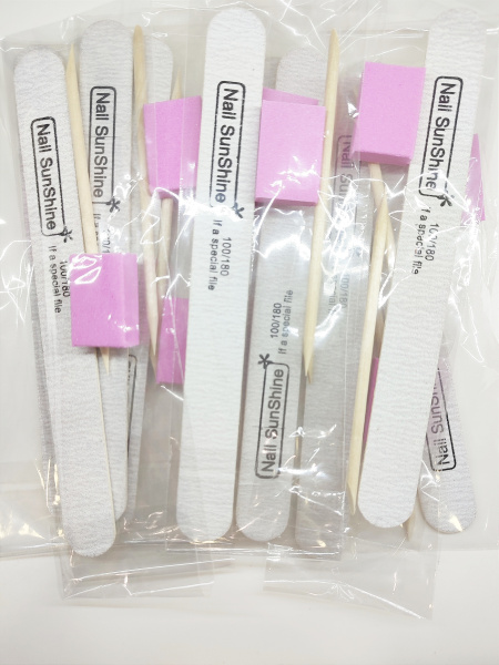 Одноразовый набор для маникюра пилочка,бафик, апельсиновая палочка 20 штук