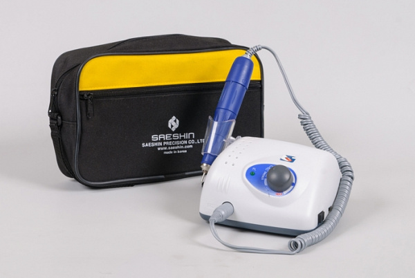 Аппарат для маникюра и педикюра Strong 210/105L (без педали в сумке)